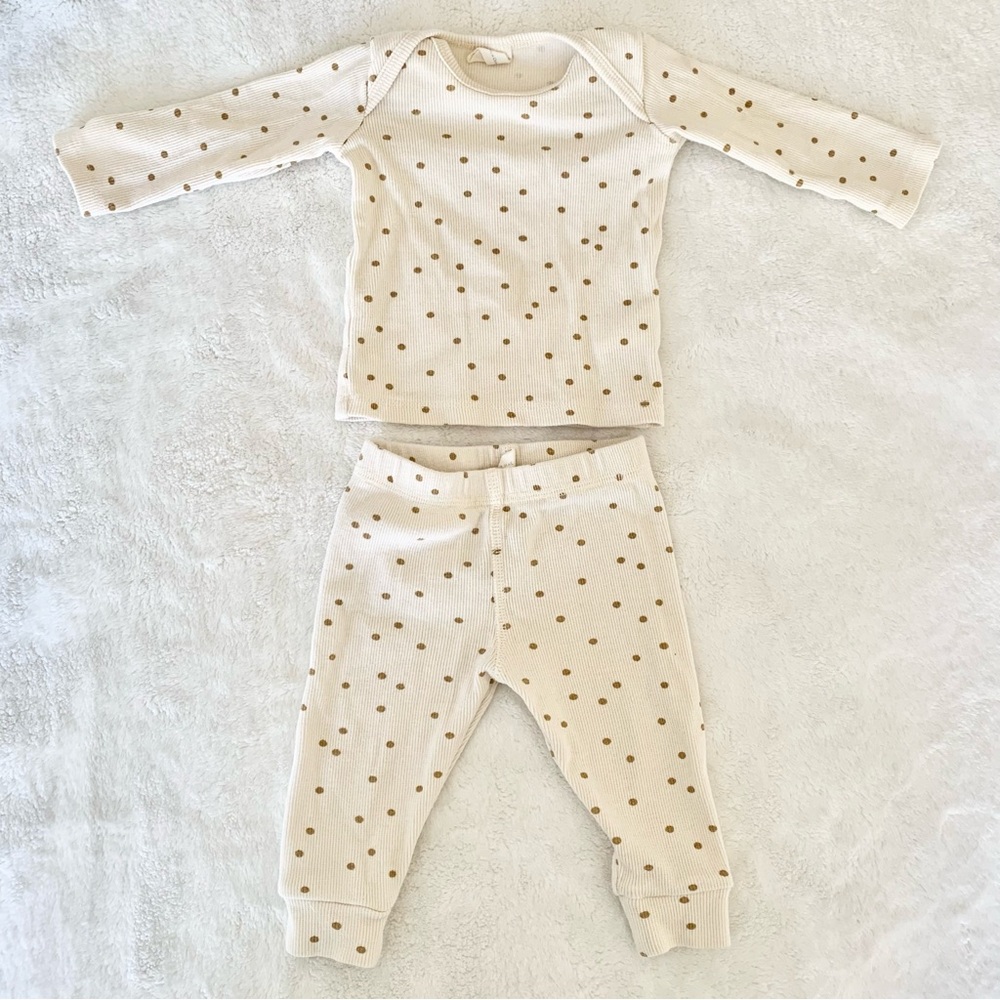 Q by Quincy Mae Ribbed Set, Size 3-6M
